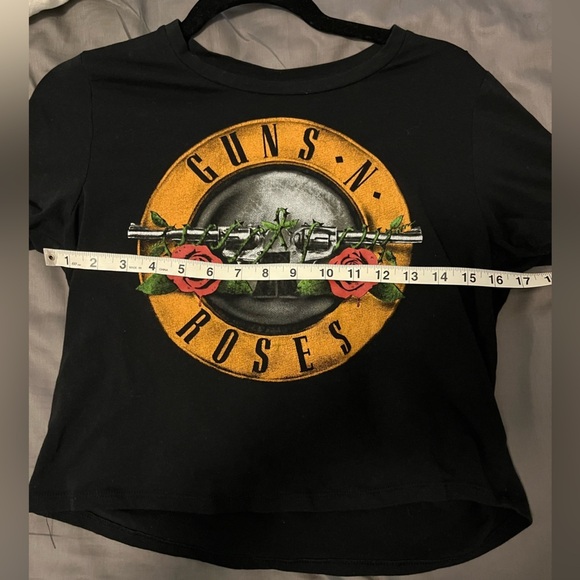 Guns n Roses Band Vintage Graphic Cropped T-Shirt Stretchy Guns and Roses - Picture 2 of 8
